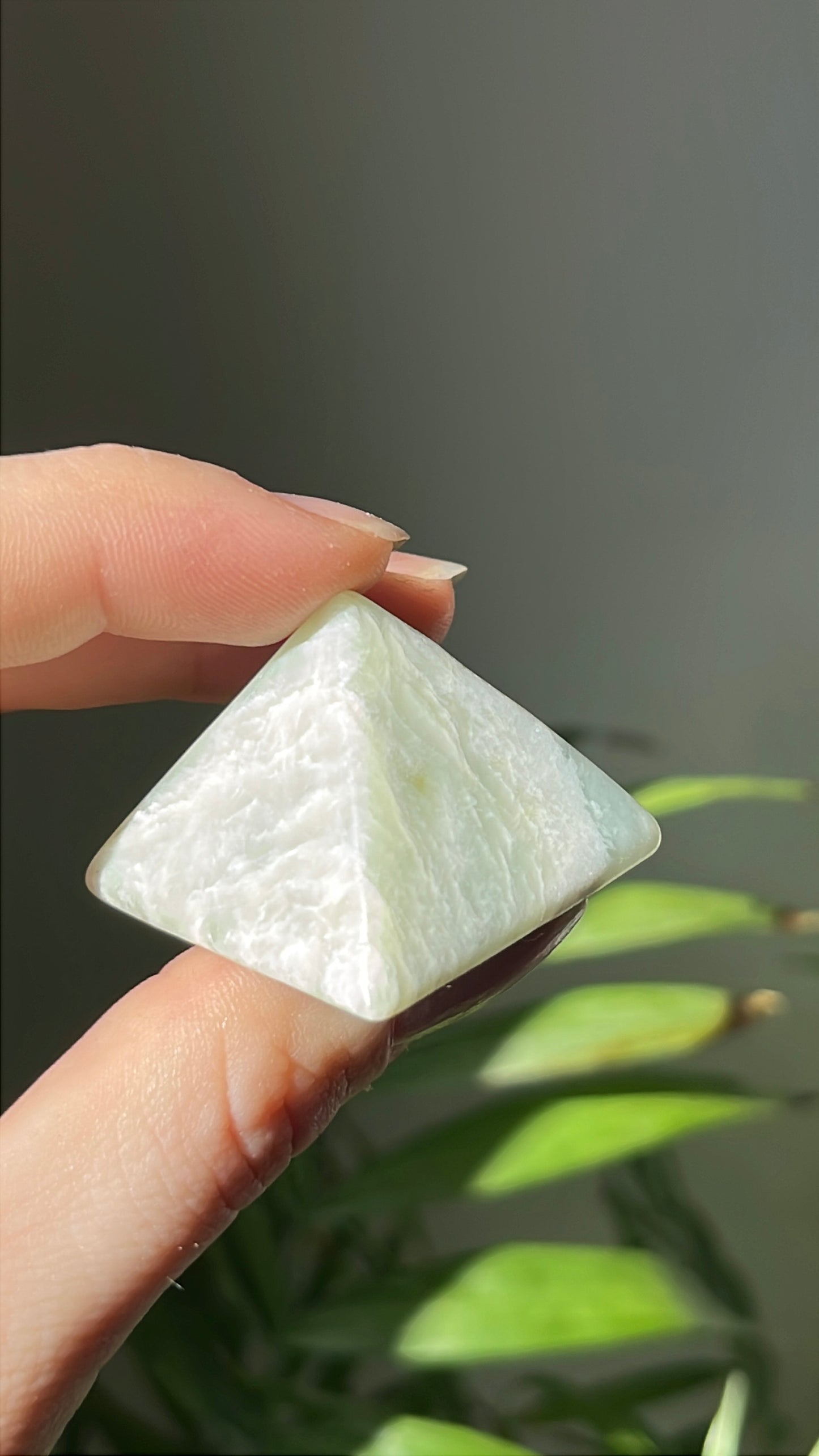 Piramide Jade Serpentijn