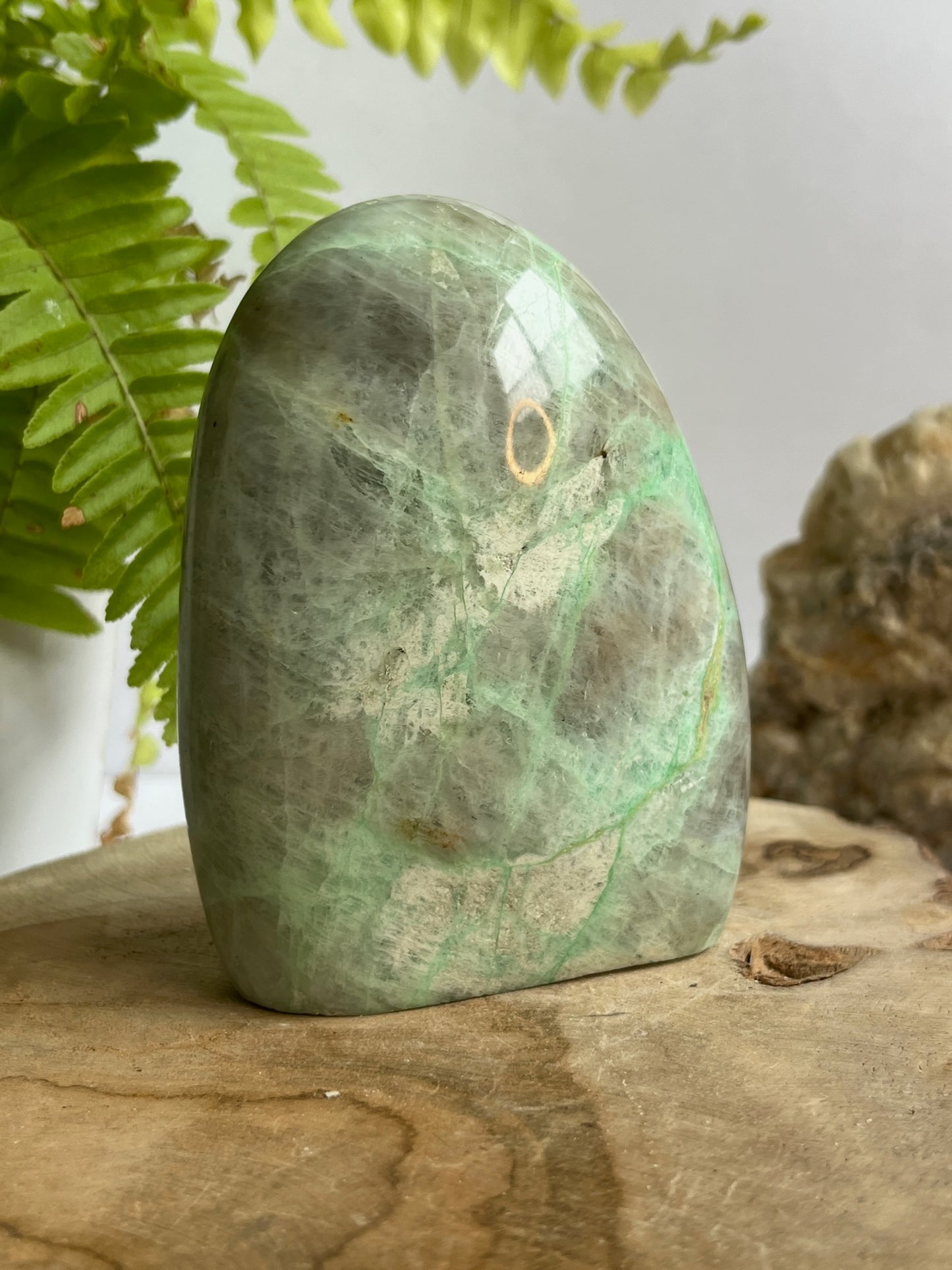 Maansteen groen free form