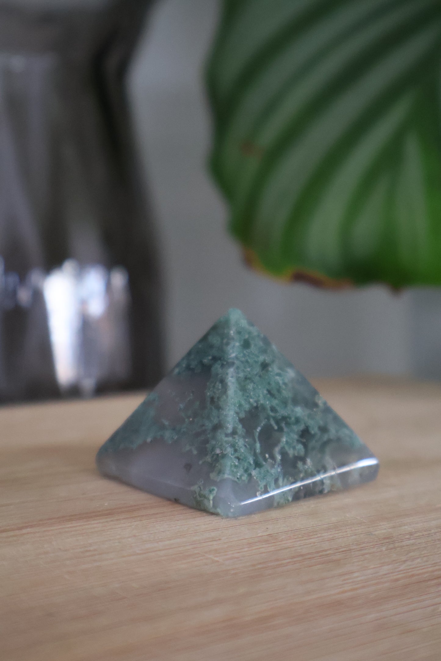 Mos agaat piramide #02